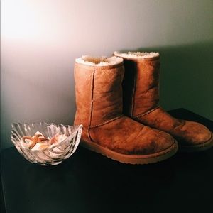 Uggs Boots Brown Short ❤️